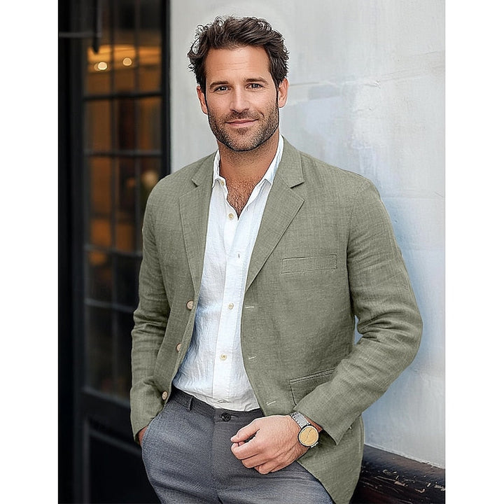 Tailored men's classic blazer in navy, ideal for business attire, formal events, or smart casual outfits. Lightweight.