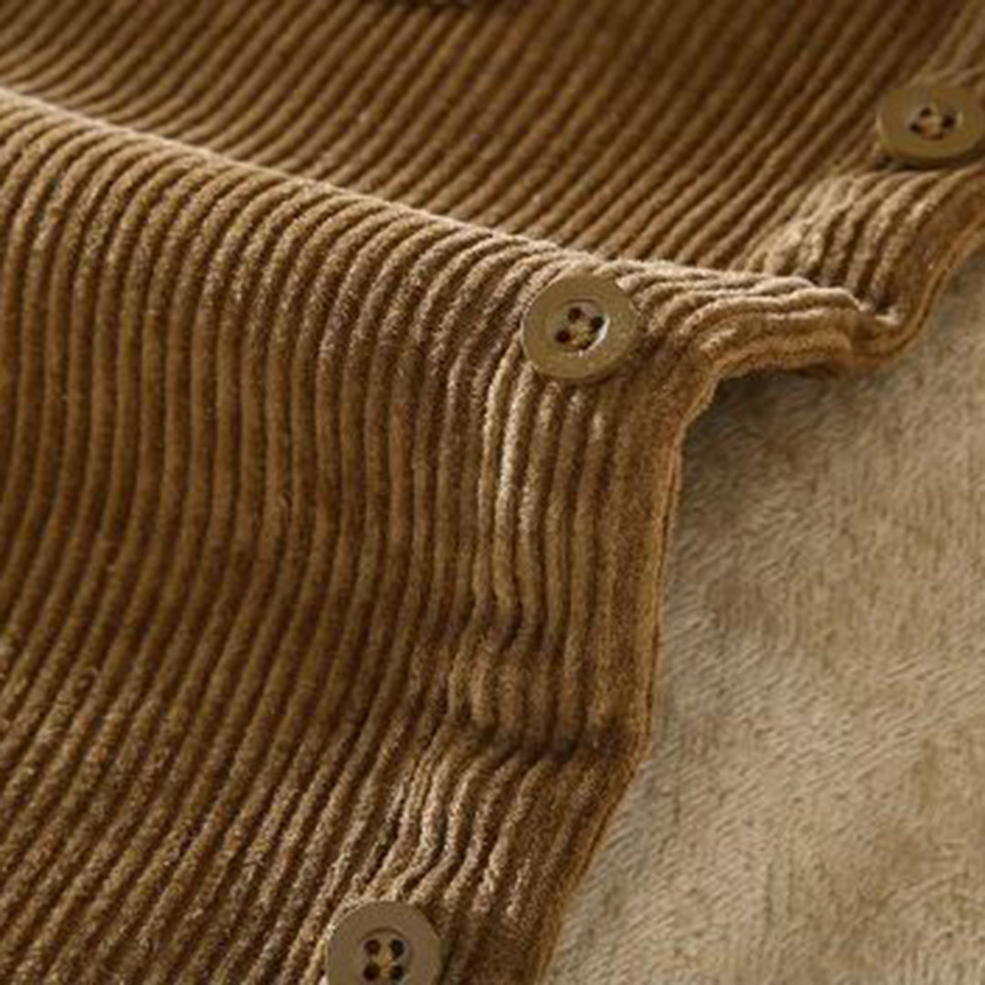 Timeless men's ribbed corduroy jacket, offering warmth and style. Casual outerwear for winter and fall comfort.