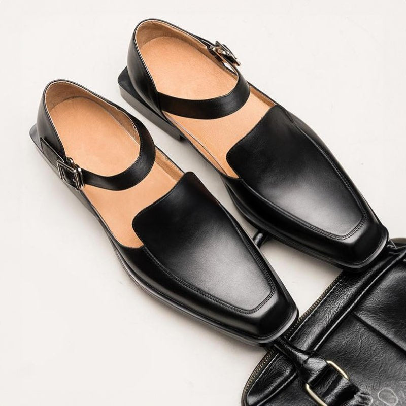 Comfortable men's closed toe sandals with ankle strap, versatile for summer and all-season wear.