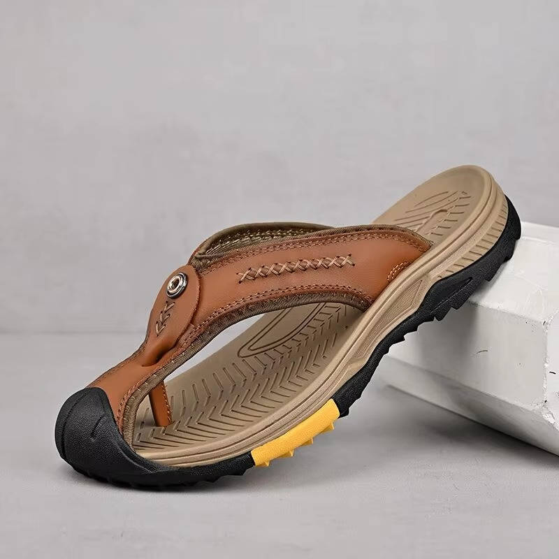 Comfortable men's closed toe sport sandals with non-slip sole, ideal for summer travel and casual wear.