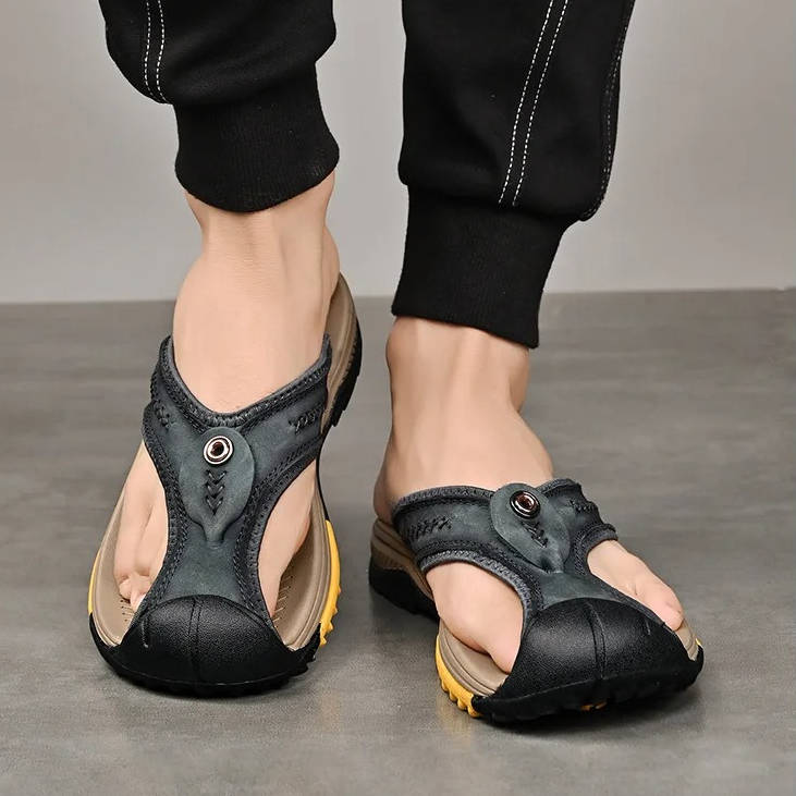 Versatile men's closed toe outdoor sandals, water resistant & non-slip for any adventure or casual day.