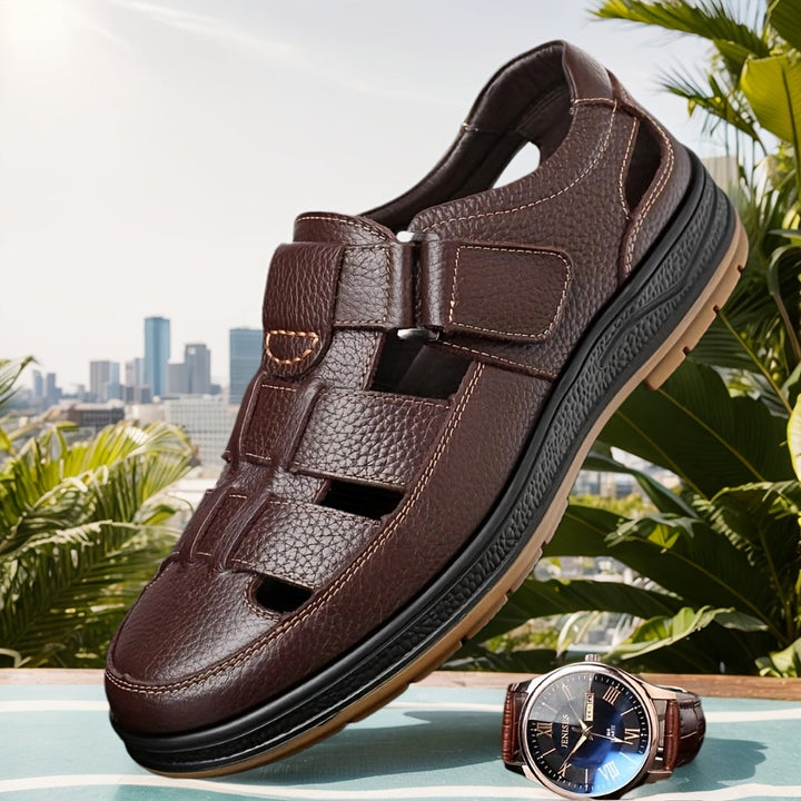 Versatile men's closed-toe summer sandals with adjustable strap; comfortable for beach trips or casual walks.