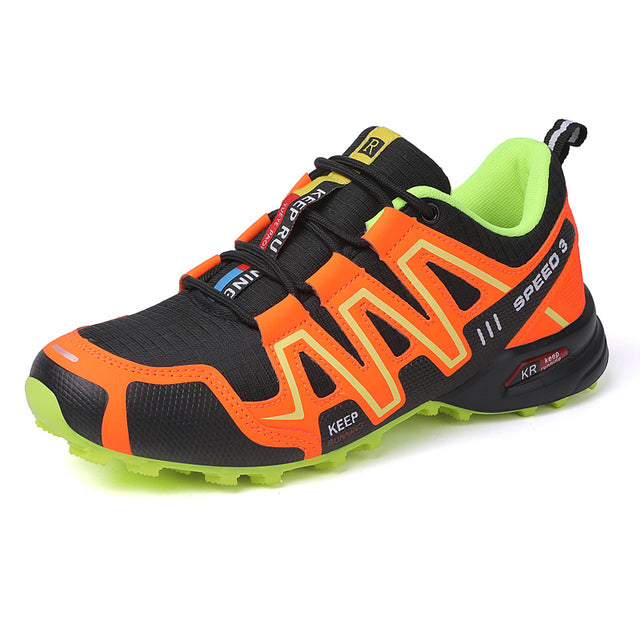 Men's comfortable hiking shoes for trails. Durable trekking outdoor footwear, perfect for adventure.