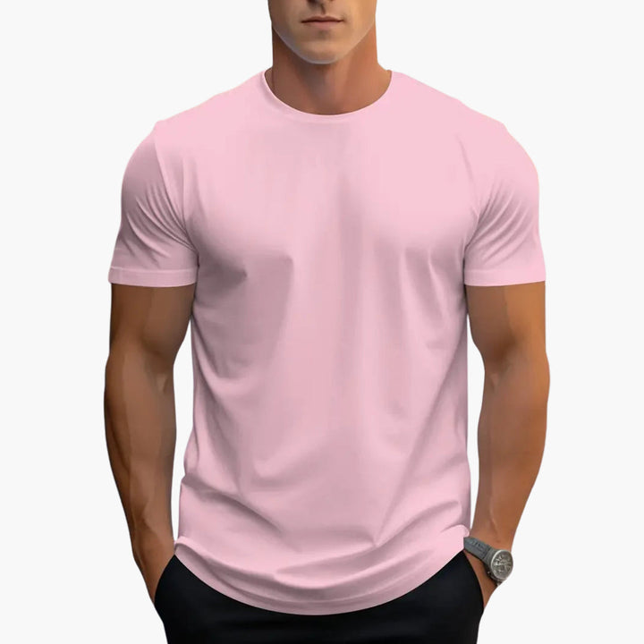 Everyday men's short sleeve t-shirt, a wardrobe essential with a straight, comfortable fit.