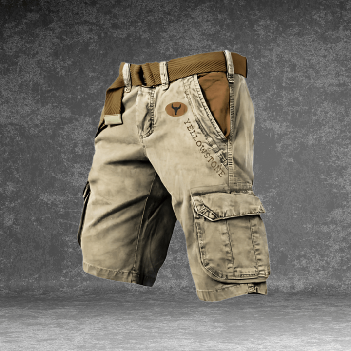 Comfortable men's casual cargo shorts, versatile for everyday wear. Durable fabric for summer.