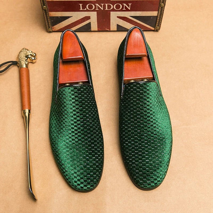 Formal men's dress shoes: slip-on loafers with an elegant woven pattern, perfect for smart casual & events.