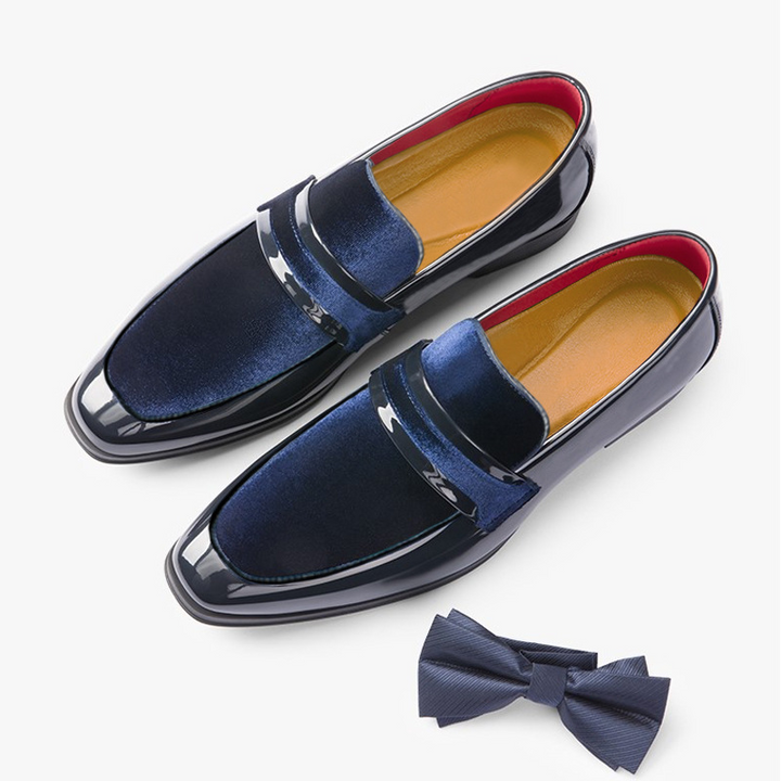 Men's sleek formal loafers, comfortable slip-on dress shoes with a modern glossy finish for stylish events.