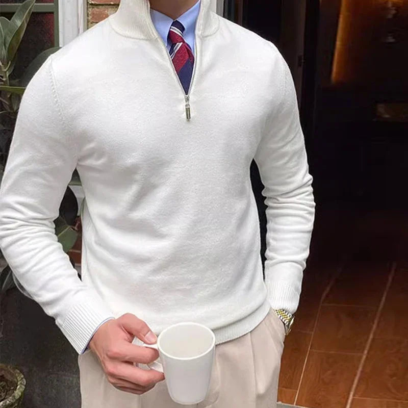 Men's long sleeve half-zip knit pullover in warm fabric, essential for winter & autumn comfort.