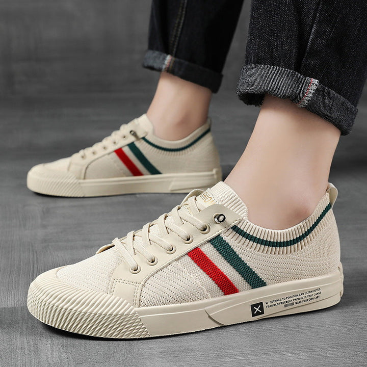 Versatile men's athletic style low-top sneakers, lightweight & breathable for walking.
