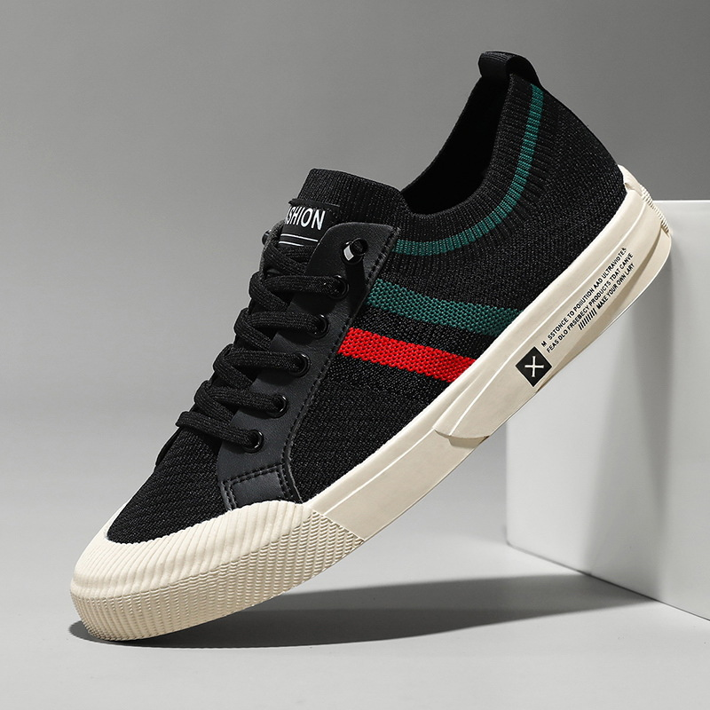 Breathable men's sneakers, lightweight and comfortable for all-day casual wear & walking.