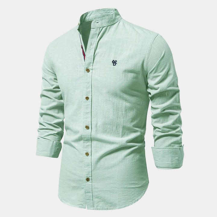 Breathable men's long-sleeve summer shirt, lightweight and comfortable for casual elegant style.