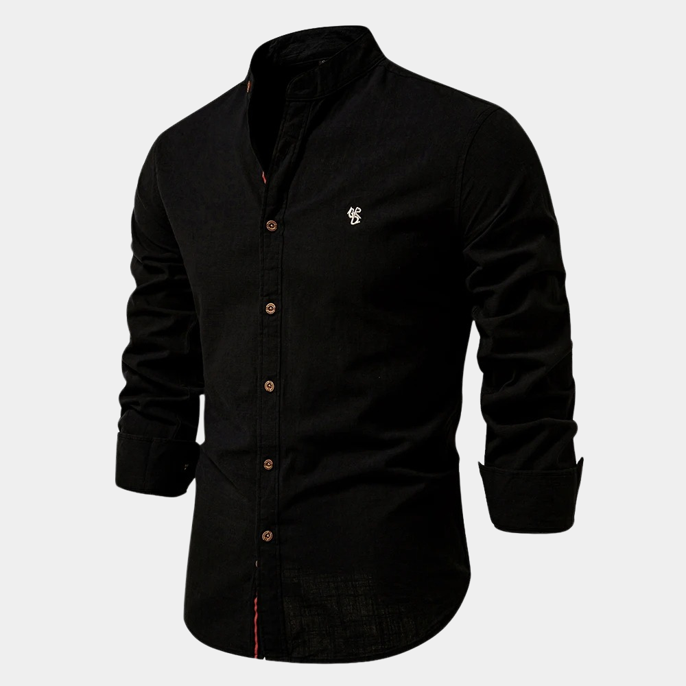 Casual men's lightweight long-sleeve summer shirt, elegant and versatile for warm-weather fashion.