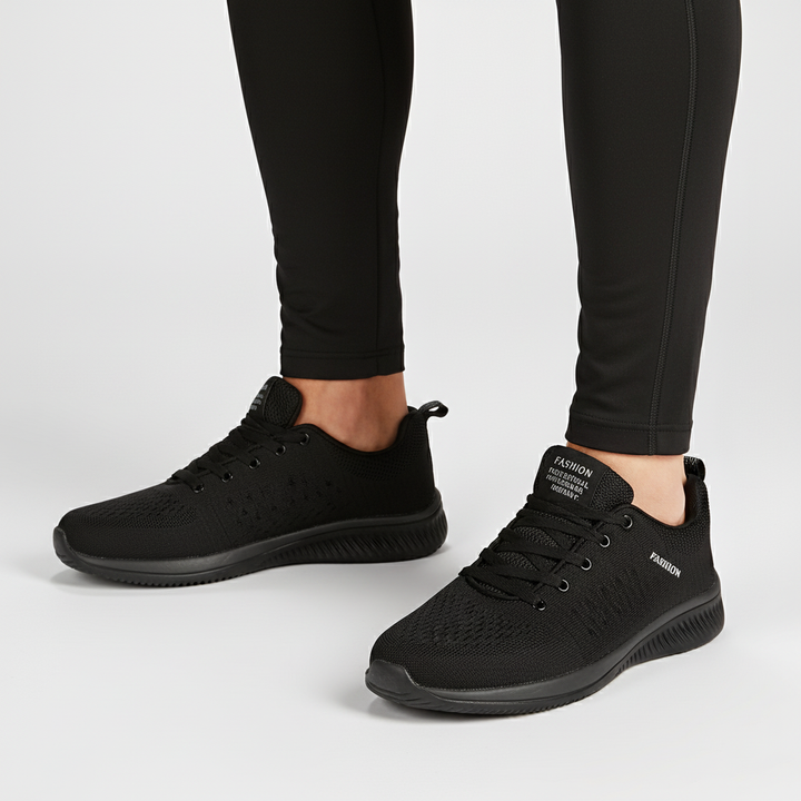 Stylish lightweight men's athletic shoes, ideal for comfortable performance and active daily wear.