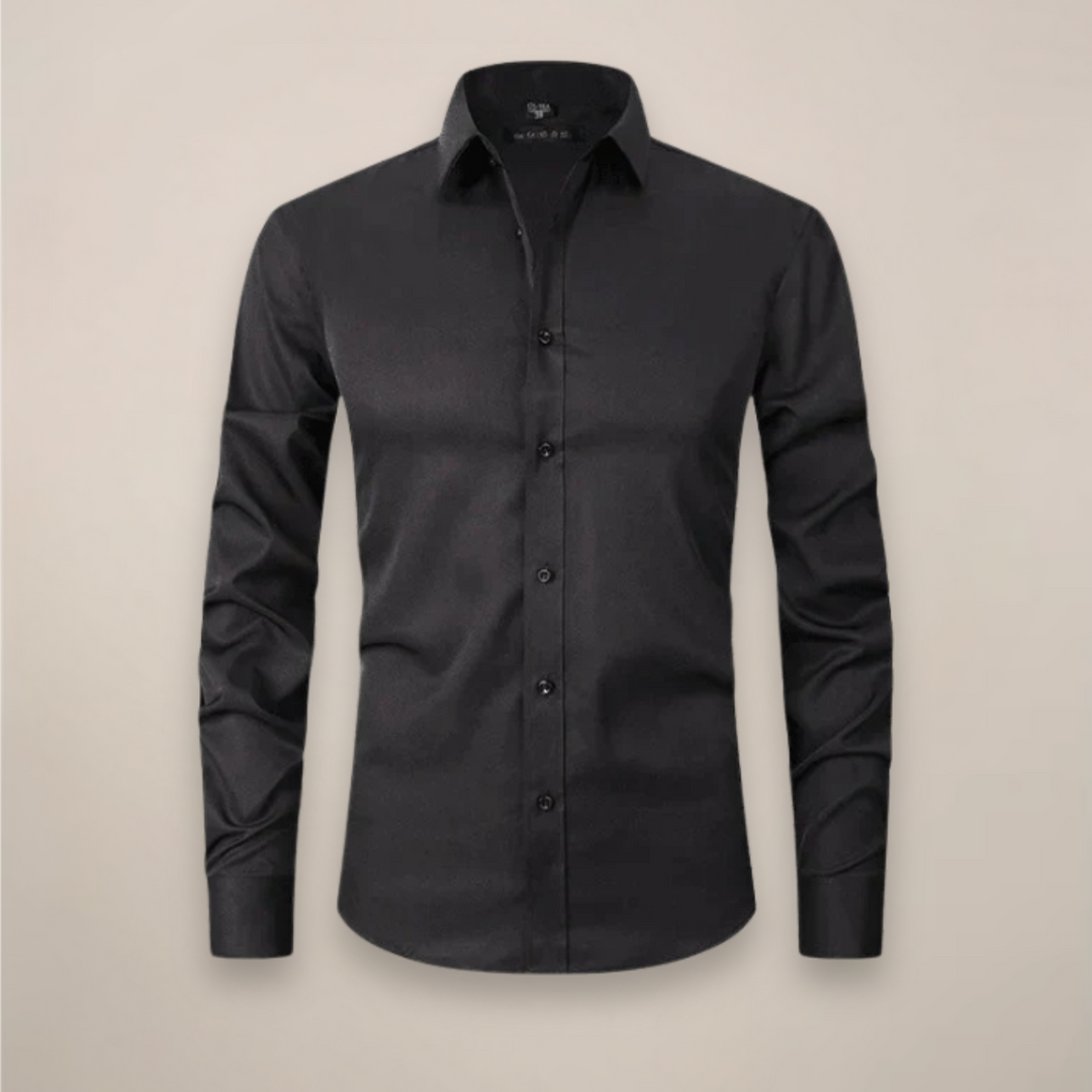 Men's workwear long-sleeve shirt, structured & wrinkle-free for all-day comfort.