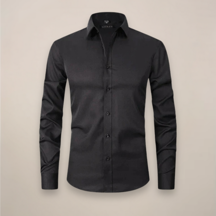 Men's workwear long-sleeve shirt, structured & wrinkle-free for all-day comfort.