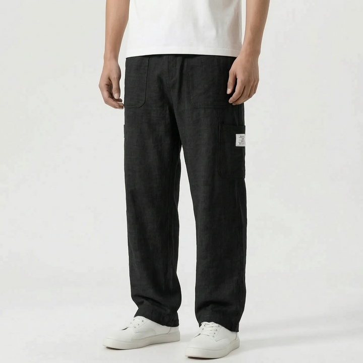 Streetwear-ready men's loose fit cargo pants, straight-leg for ultimate comfort & casual everyday style.
