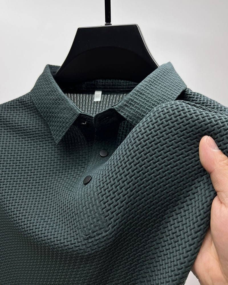 High-quality men's summer knit shirt, luxurious & comfortable short sleeve top.