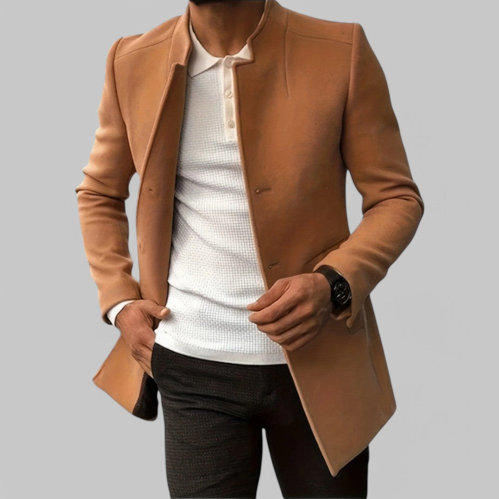 Men's minimalist button winter coat for smart casual wear, perfect for cold weather style.