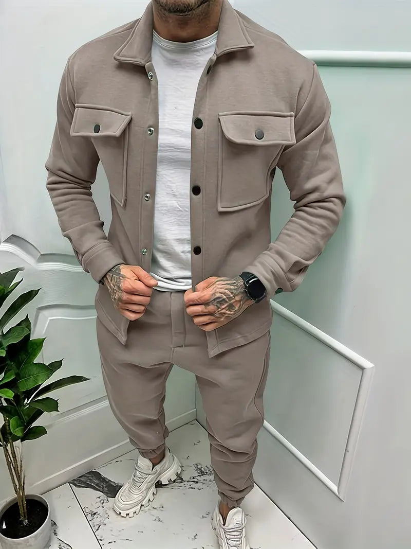 Stylish men's modern jacket and trousers set in a versatile casual fit, great for everyday fashion.