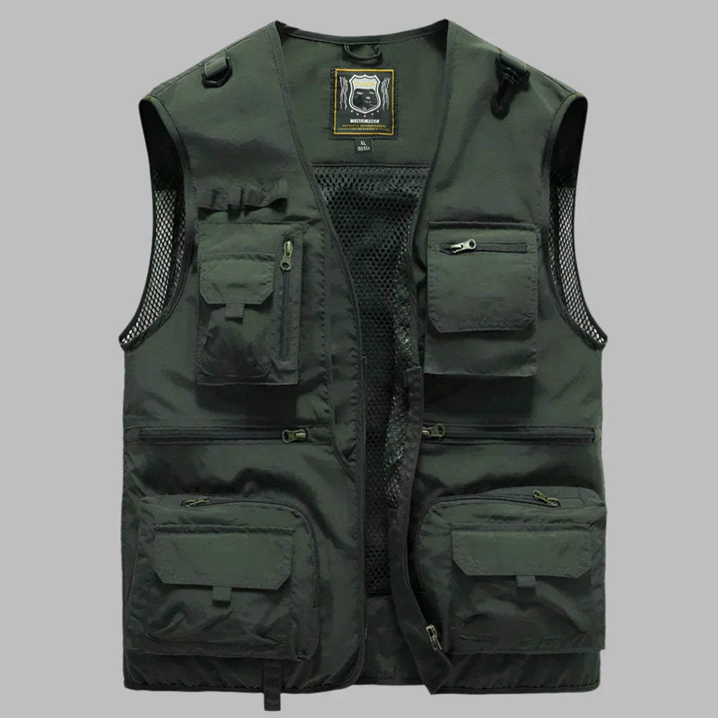 Stylish new men's multi-pocket outdoor vest, perfect for casual wear, fishing, and travel exploration.