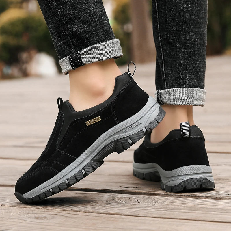 Bellavente-Berlin men's comfort hiking shoes, showcasing ergonomic design, arch support, and rugged outsole for trails.