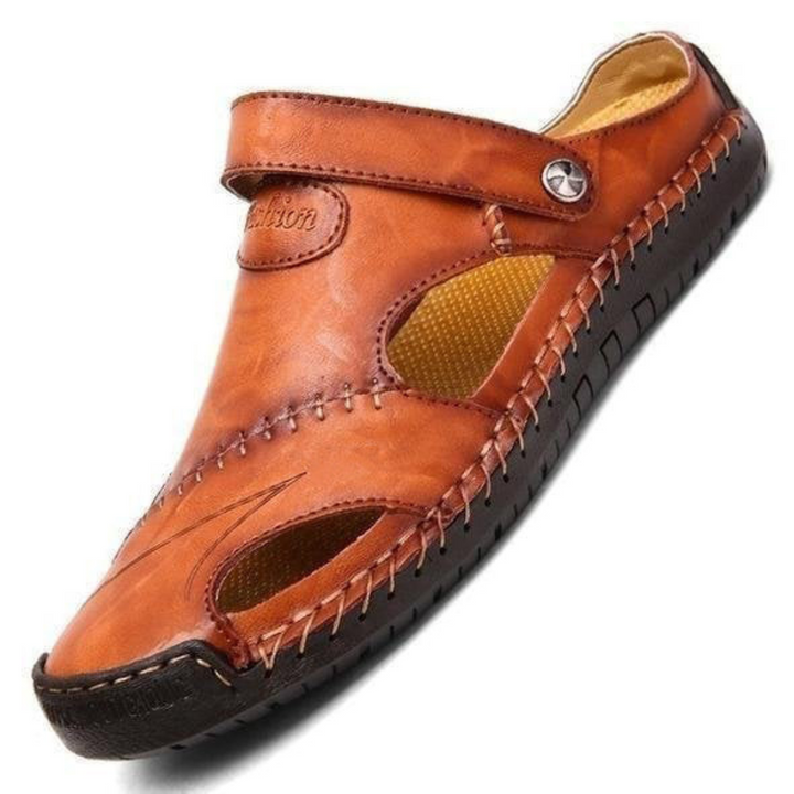 Men's comfortable sandals, ideal for casual summer fashion, offering great foot support & arch cushioning.