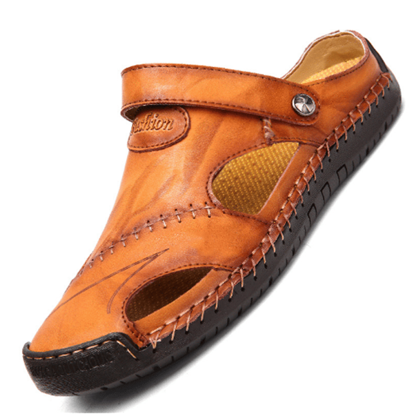 High-quality men's summer sandals, designed for ergonomic foot support and long-lasting comfort.