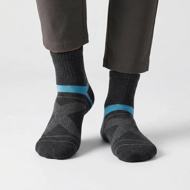 Premium men's performance ankle socks, ideal for all sports, activewear, and daily use.