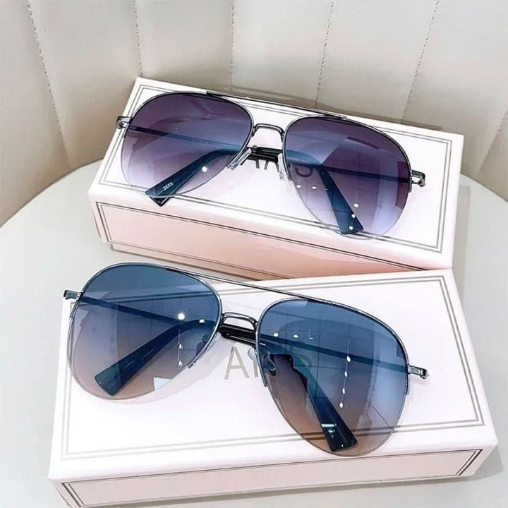 Side view of men's pilot sunglasses. Stylish frame & gradient lenses for UV400 protection.