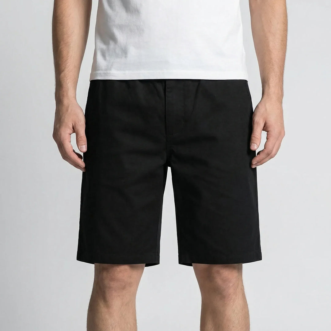 Comfortable men's plus size streetwear shorts. Knee-length design, relaxed fit, perfect for casual summer wear.