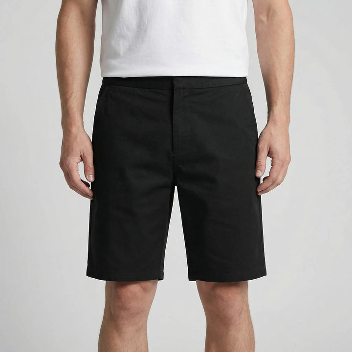 Streetwear-inspired men's plus size shorts. Knee-length, relaxed fit & elastic waist ensure comfort & style.