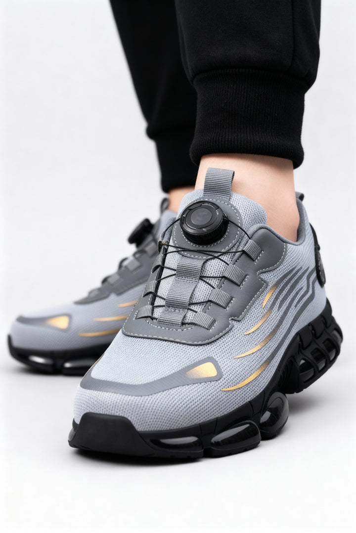 Durable men's work boots, puncture resistant, providing comfort and protection in industrial settings.