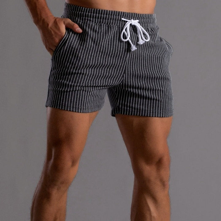 Sporty men's quick-dry swimwear. Slim fit ripstop trunks, ideal for beach, pool, and active lifestyle.