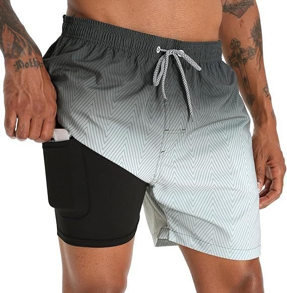 Men's quick-dry swimwear shorts, perfect for summer beach & pool days. Compression fit.