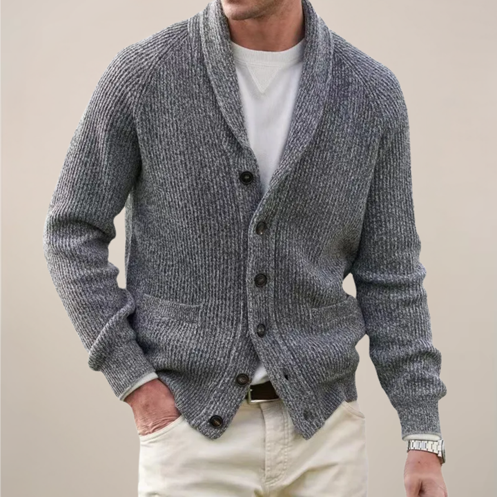 Stylish men's shawl collar cardigan in knit fabric. Versatile layering for smart casual or casual fall/winter outfits.