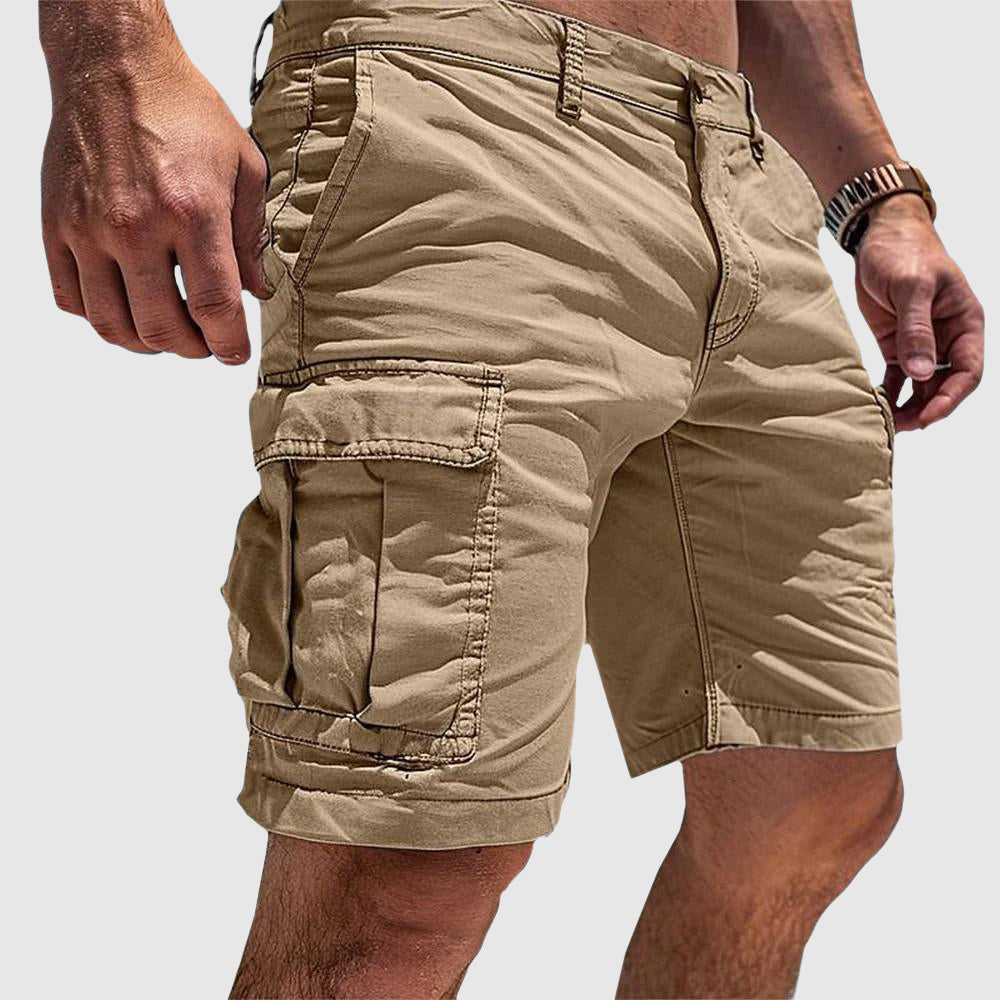 Comfortable men's casual cargo shorts, designed for everyday wear with multi-pocket utility and a relaxed feel.