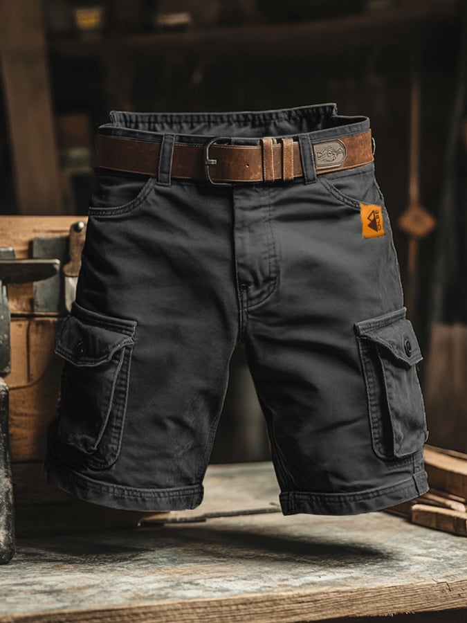 Men's relaxed fit cargo shorts, perfect for casual wear. Features multiple functional pockets for utility.