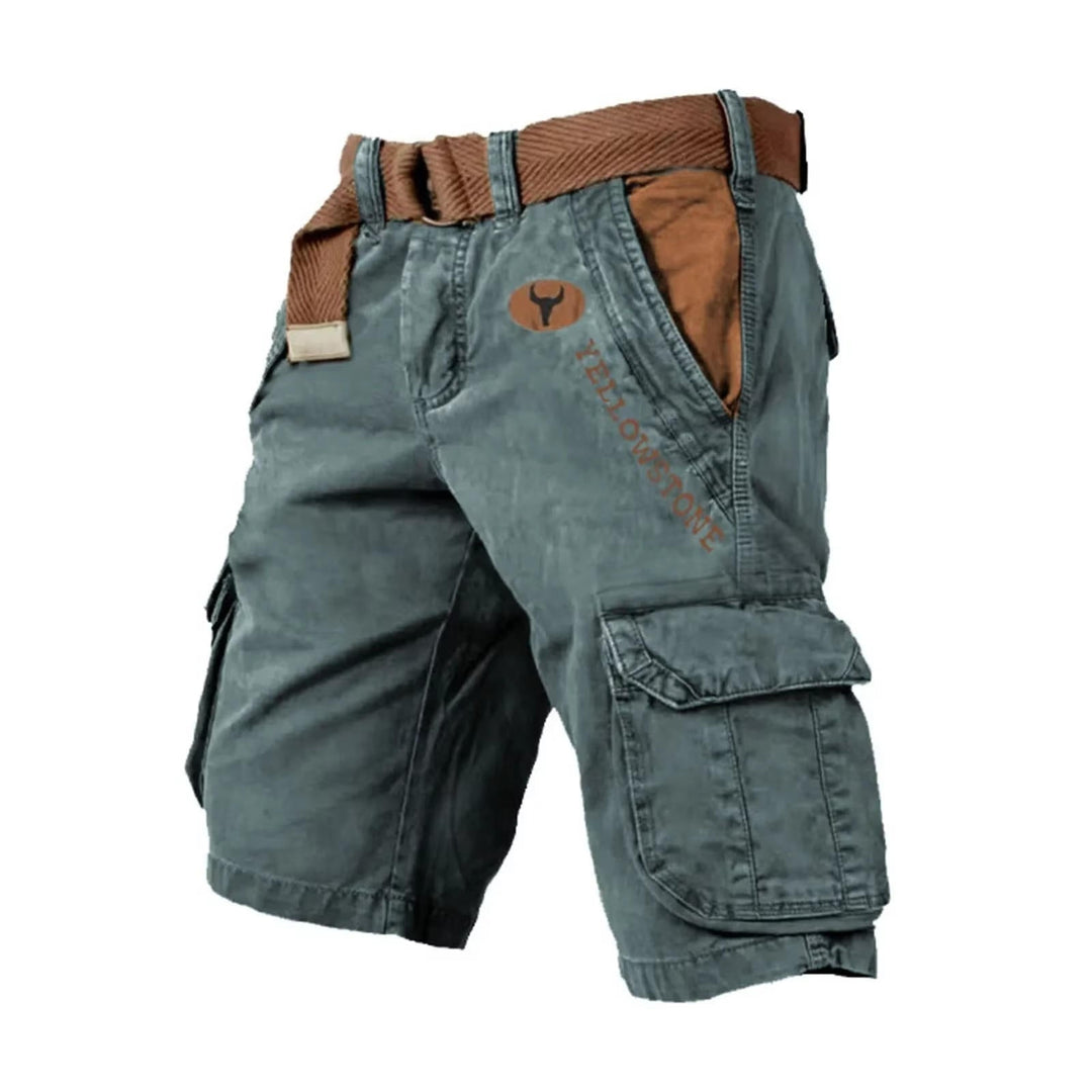 Versatile men's summer shorts: relaxed fit cargo design with convenient multi-pockets.