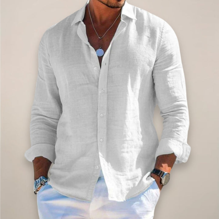 Classic men's relaxed button-down shirt, ideal for summer fashion & versatile styling.