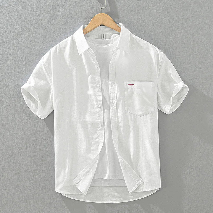Versatile men's solid color summer shirt with a relaxed fit. Perfect for everyday casual wear.