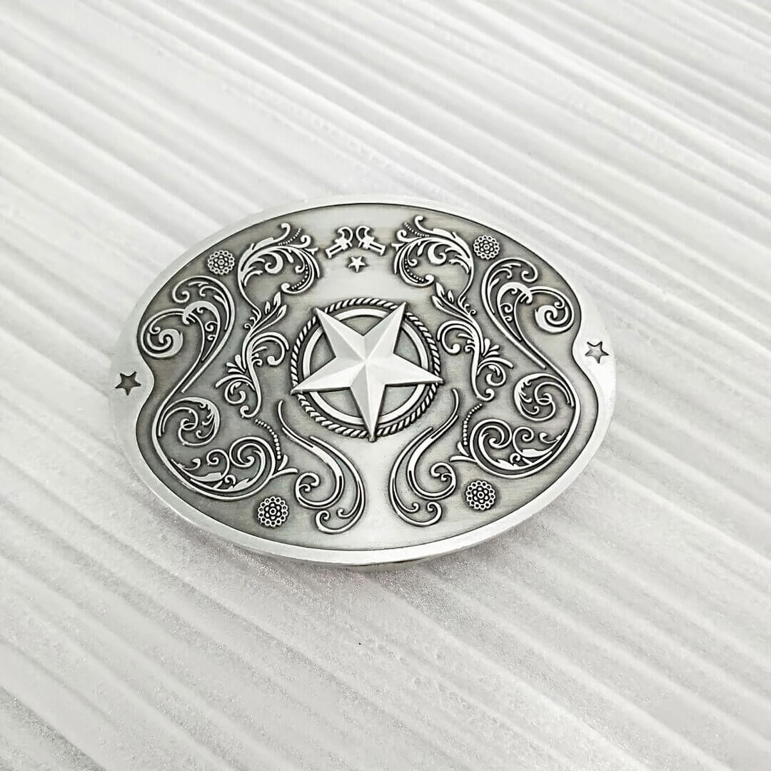 Stylish men's accessory: retractable belt buckle with a hands-free drink holder.
