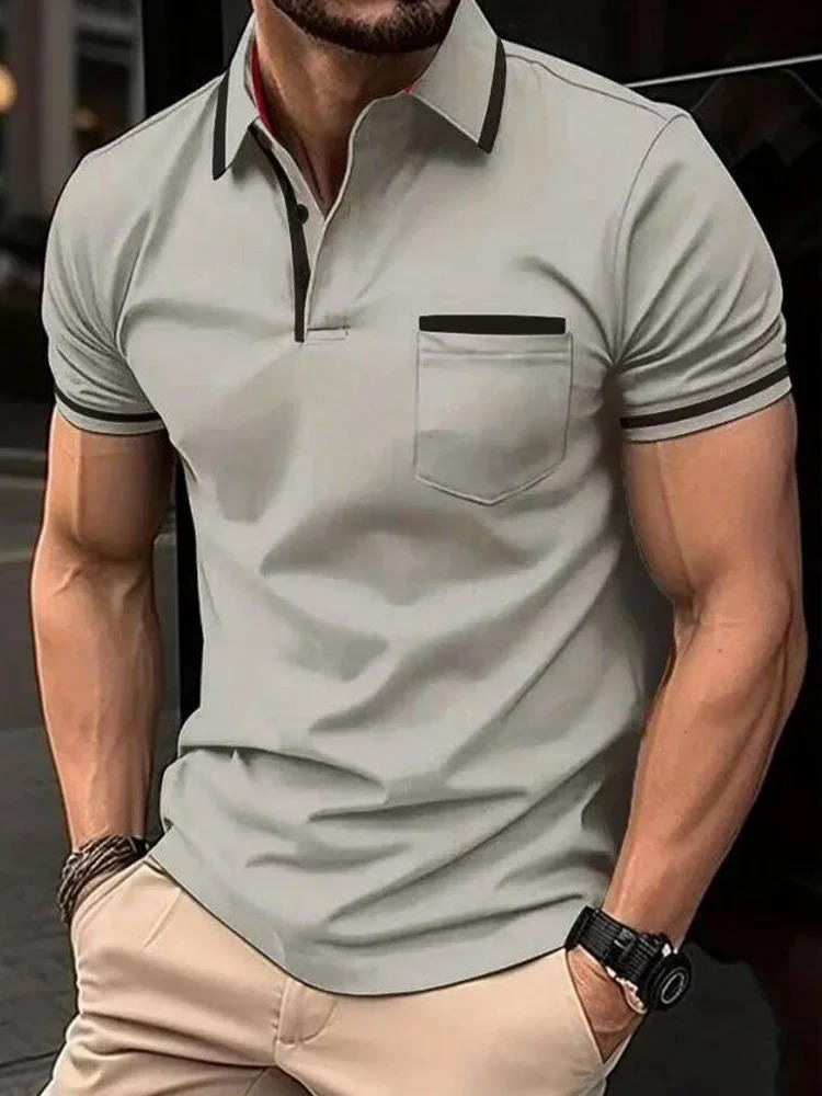 Classic fit men's polo, short sleeve, featuring a practical chest pocket. Versatile everyday comfort.