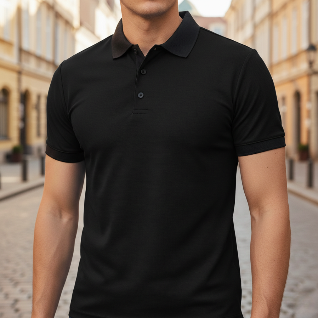 Moisture-wicking men's short sleeve polo shirt. Ideal for smart casual look.