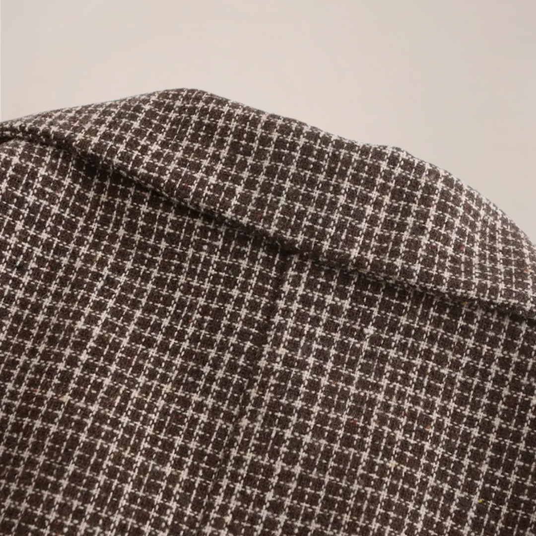 Men's formal slim fit check blazer, a tailored jacket for smart events & men's fashion.