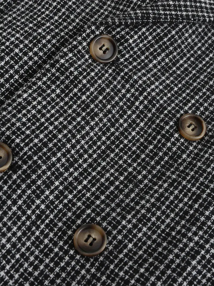 Classic men's check blazer, slim fit & double-breasted, offering a sophisticated look for any occasion.