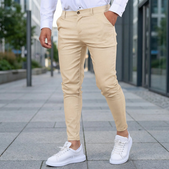 Men's slim fit chino pants, ideal for everyday style and all-day comfort.