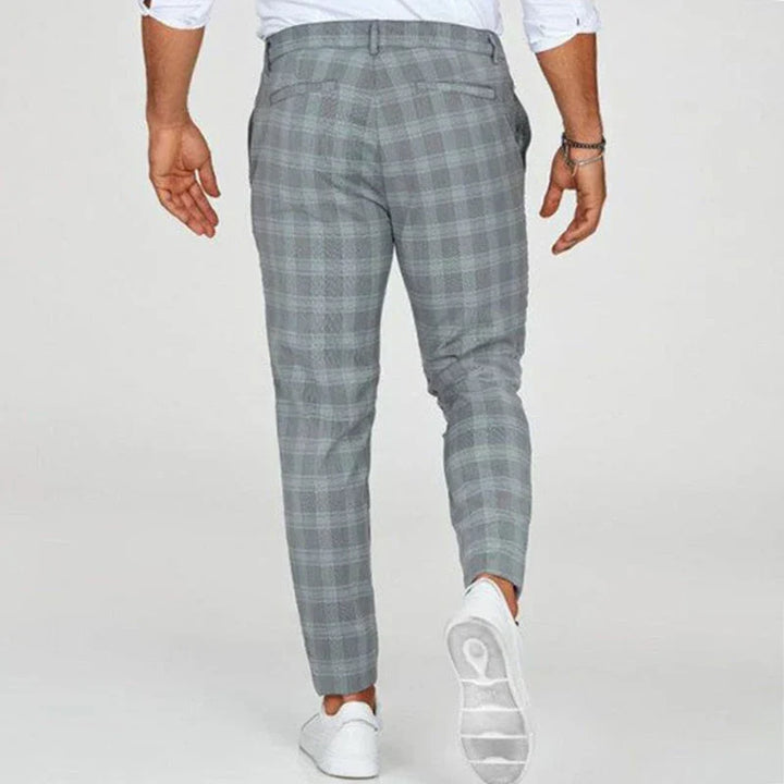 Versatile men's cropped checked pants, slim fit for smart casual, office, or everyday style.