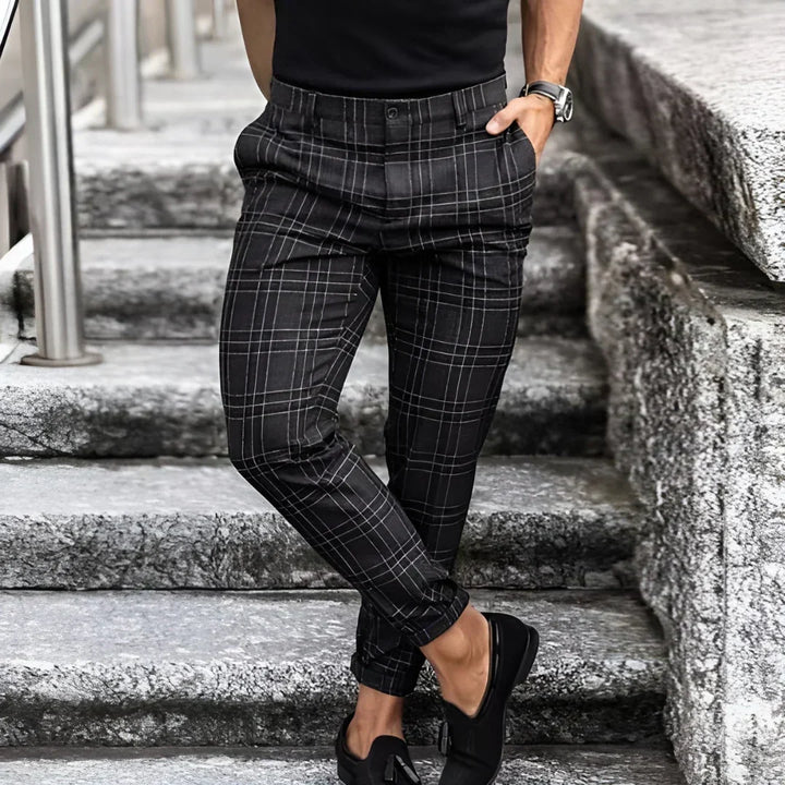 Trend-setting men's slim fit cropped checked pants, offering effortless style & comfort.