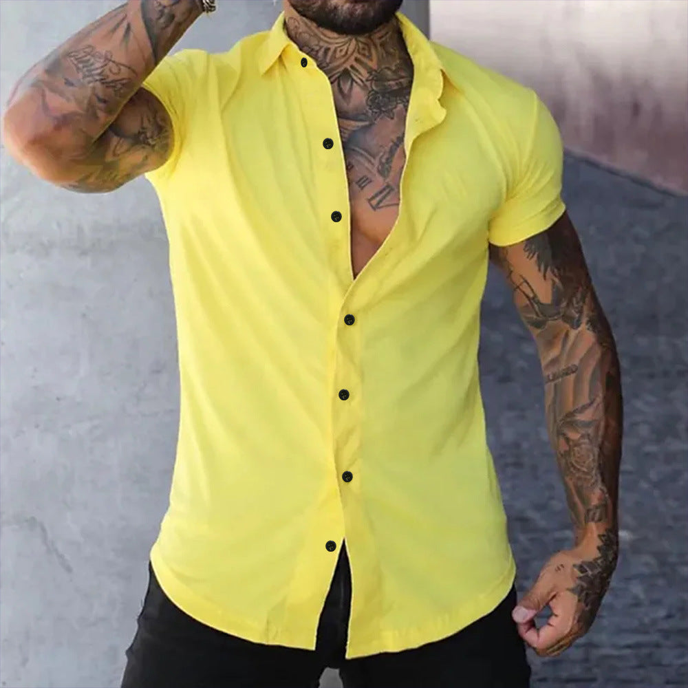 This modern men's slim fit short sleeve shirt is a versatile choice for any casual or spring outfit.