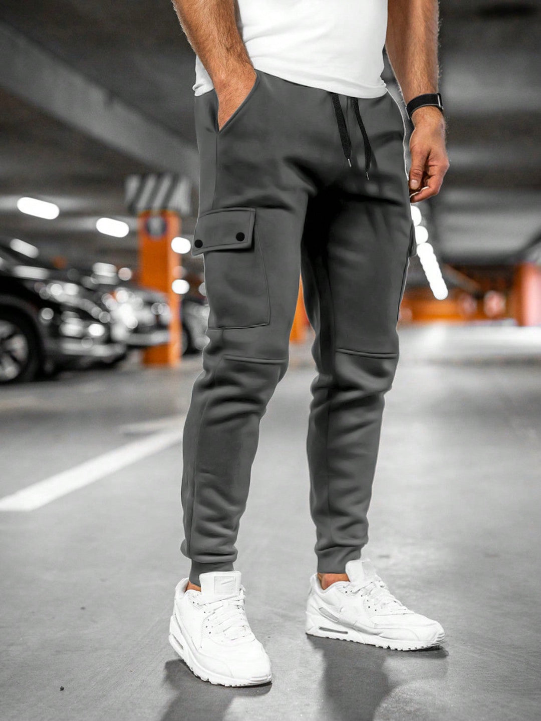 Leland slim-fit streetwear joggers with functional pockets, modern men's fashion.